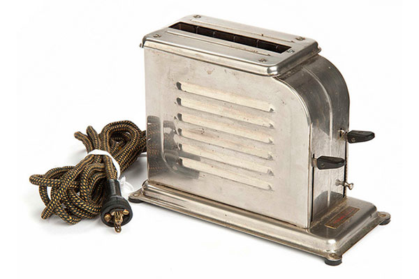 Vintage Toasters: How These Small Wonders Have Evolved Over the Years -  Rare Historical Photos