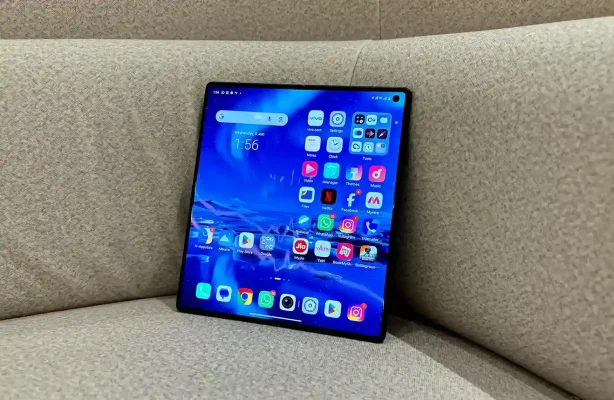 Vivo X fold3 pro Display