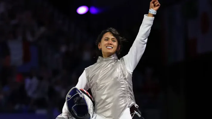 Lee Kiefer strikes gold at Fencing in Women's Foil Individual