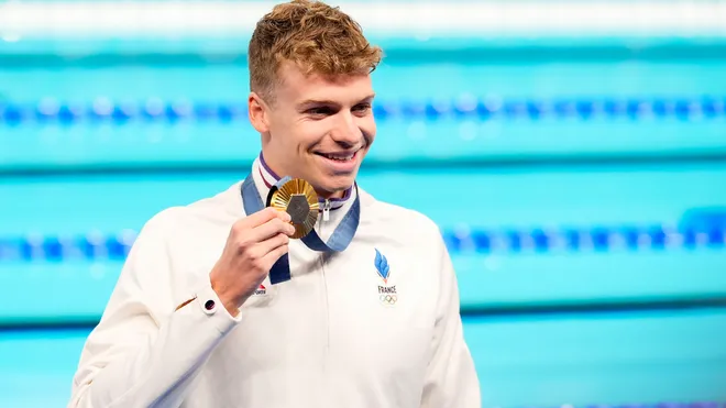 Léon Marchand wins gold for France