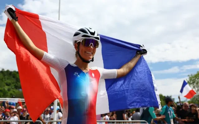 Pauline Ferrand-Prevot wins gold for France