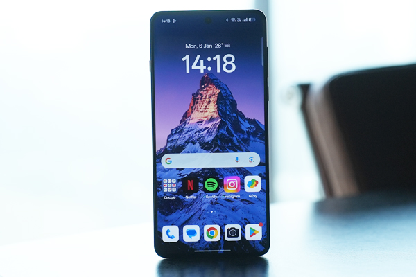 OPPO Find X8 Pro Front