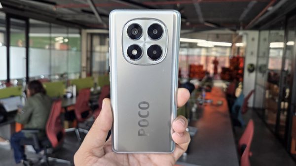 POCO-X7-Rear2