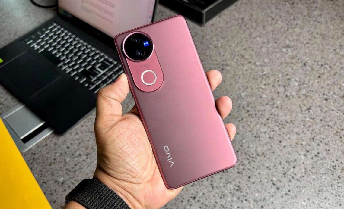 Vivo-V50-review-by-exhibit-tech